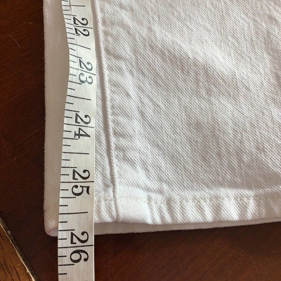 7 For All Mankind White Distressed Jeans Sz 25 - Picture 8 of 10